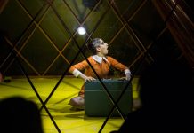 Hafızasını Kaybeden Müzeden Bir Traktöre Mektuplar