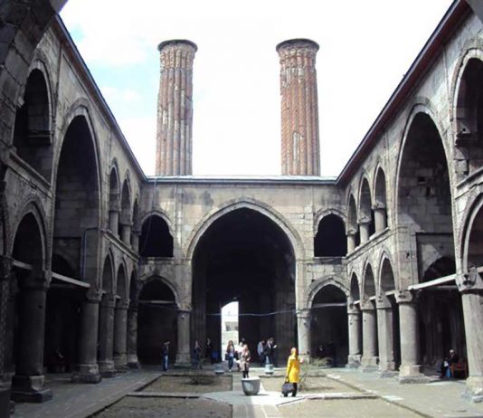 Erzurumun Çifte Minareli Medresesi Müze Oluyor